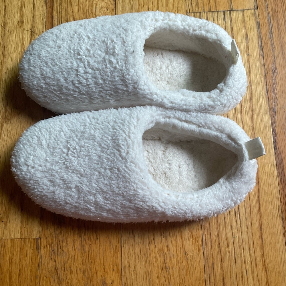 Cozy White Women's Slippers